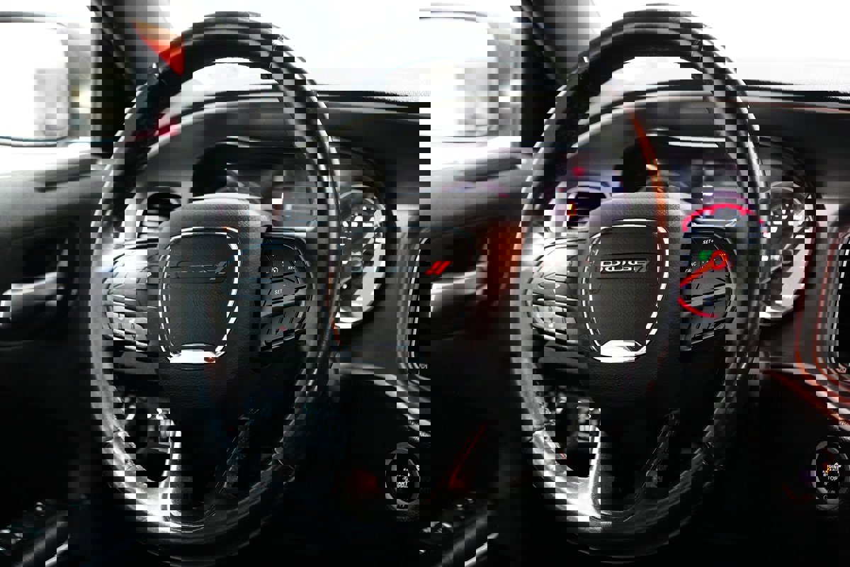 Used 2022 Dodge Charger SXT image 14