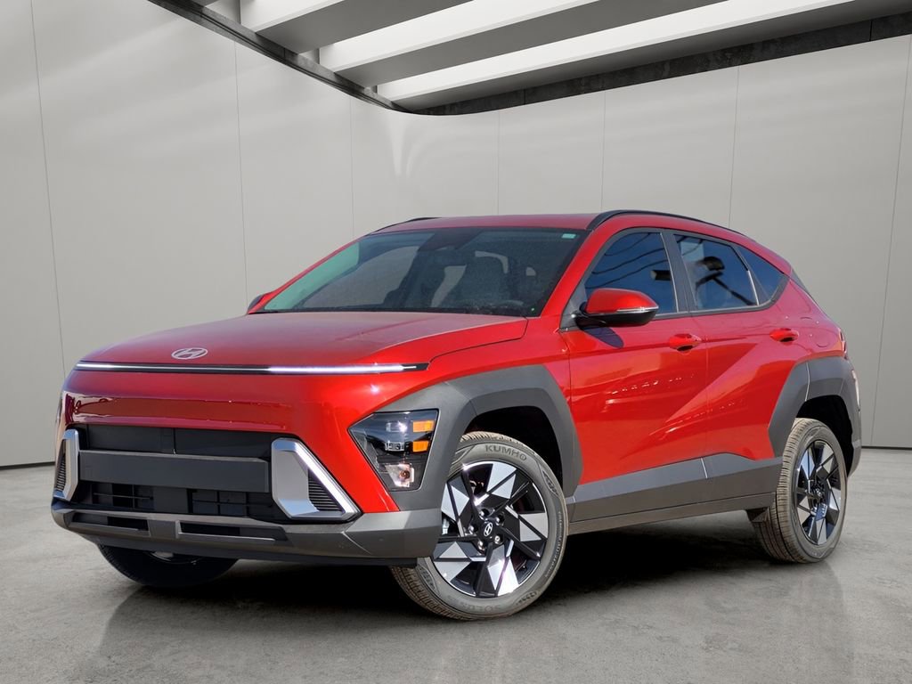 Used 2025 Hyundai Kona SEL image 1
