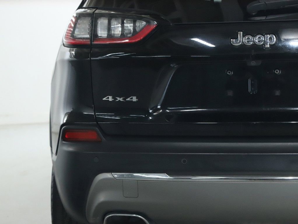 Used 2019 Jeep Cherokee Limited AWD/4WD image 45