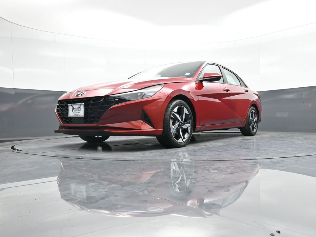 Certified 2023 Hyundai Elantra SEL w/ Convenience Package image 25