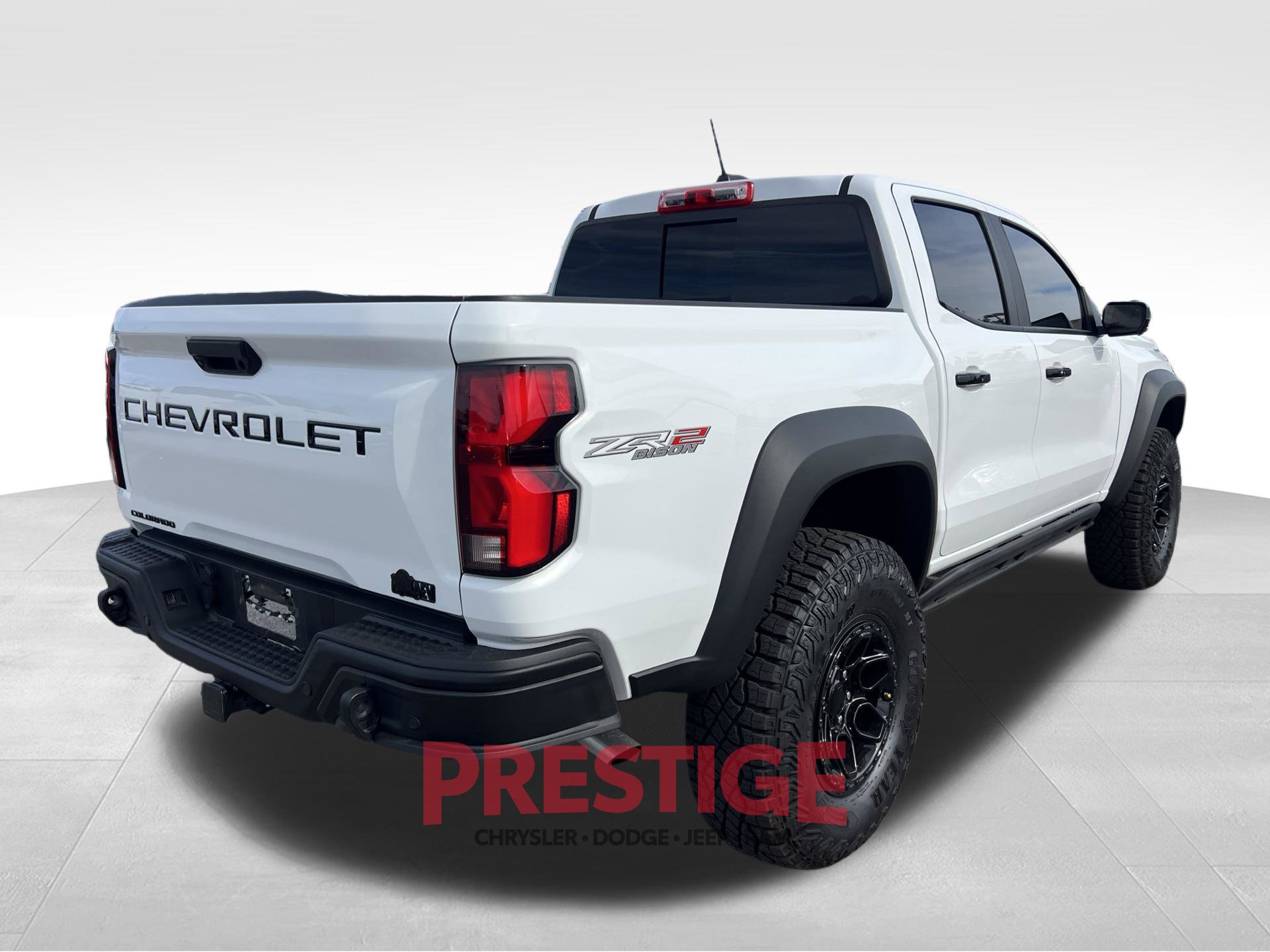 Used 2025 Chevrolet Colorado ZR2 w/ ZR2 Bison Edition AWD/4WD image 9