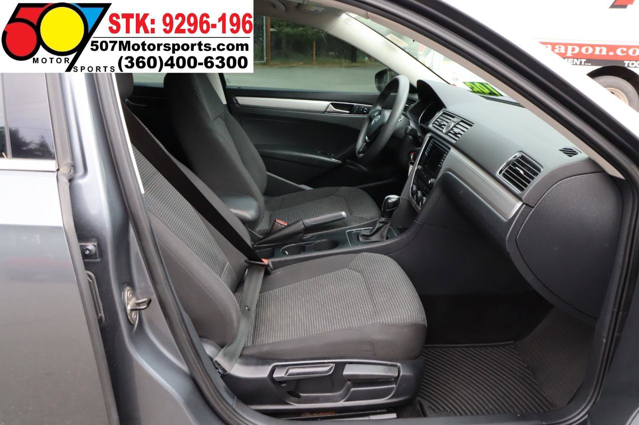 Used 2016 Volkswagen Passat 1.8T S image 20