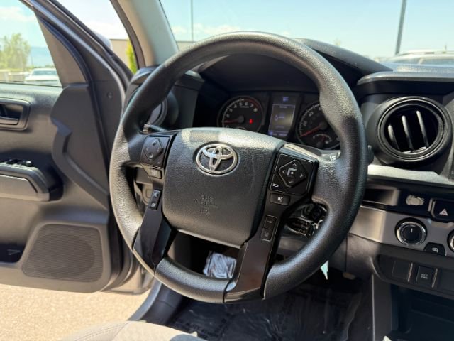 Used 2020 Toyota Tacoma SR image 11