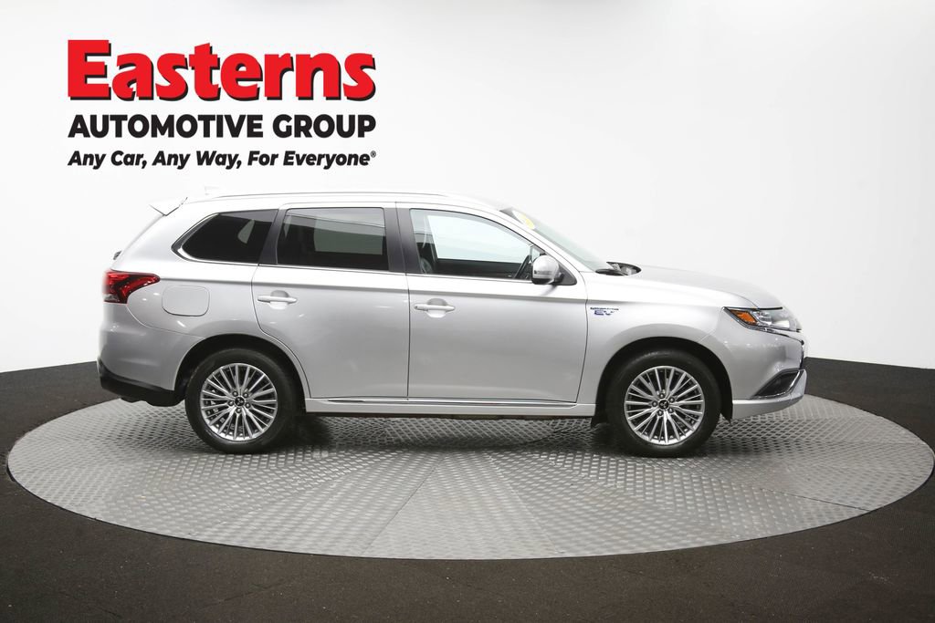 Used 2022 Mitsubishi Outlander LE AWD/4WD image 46