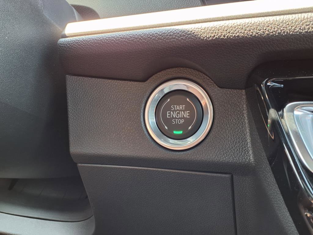 New 2026 Chevrolet Traverse LT w/ LPO, Floor Liner Package image 15