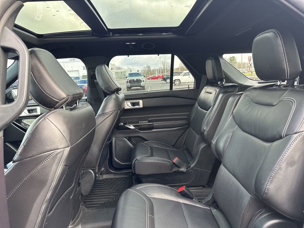 Used 2022 Ford Explorer ST w/ Equipment Group 401A image 32