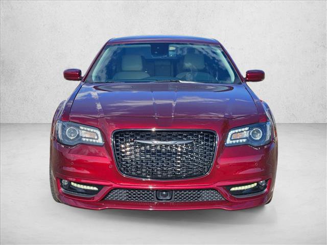Used 2022 Chrysler 300 Touring L w/ Safetytec Plus Group RWD video 2
