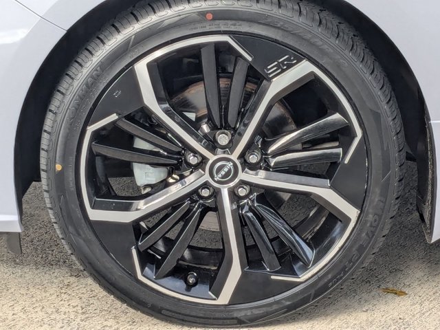 Used 2024 Nissan Altima 2.5 SR FWD image 23