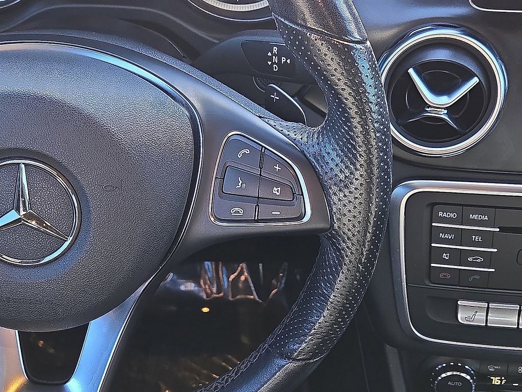 Used 2019 Mercedes-Benz GLA 250 image 18