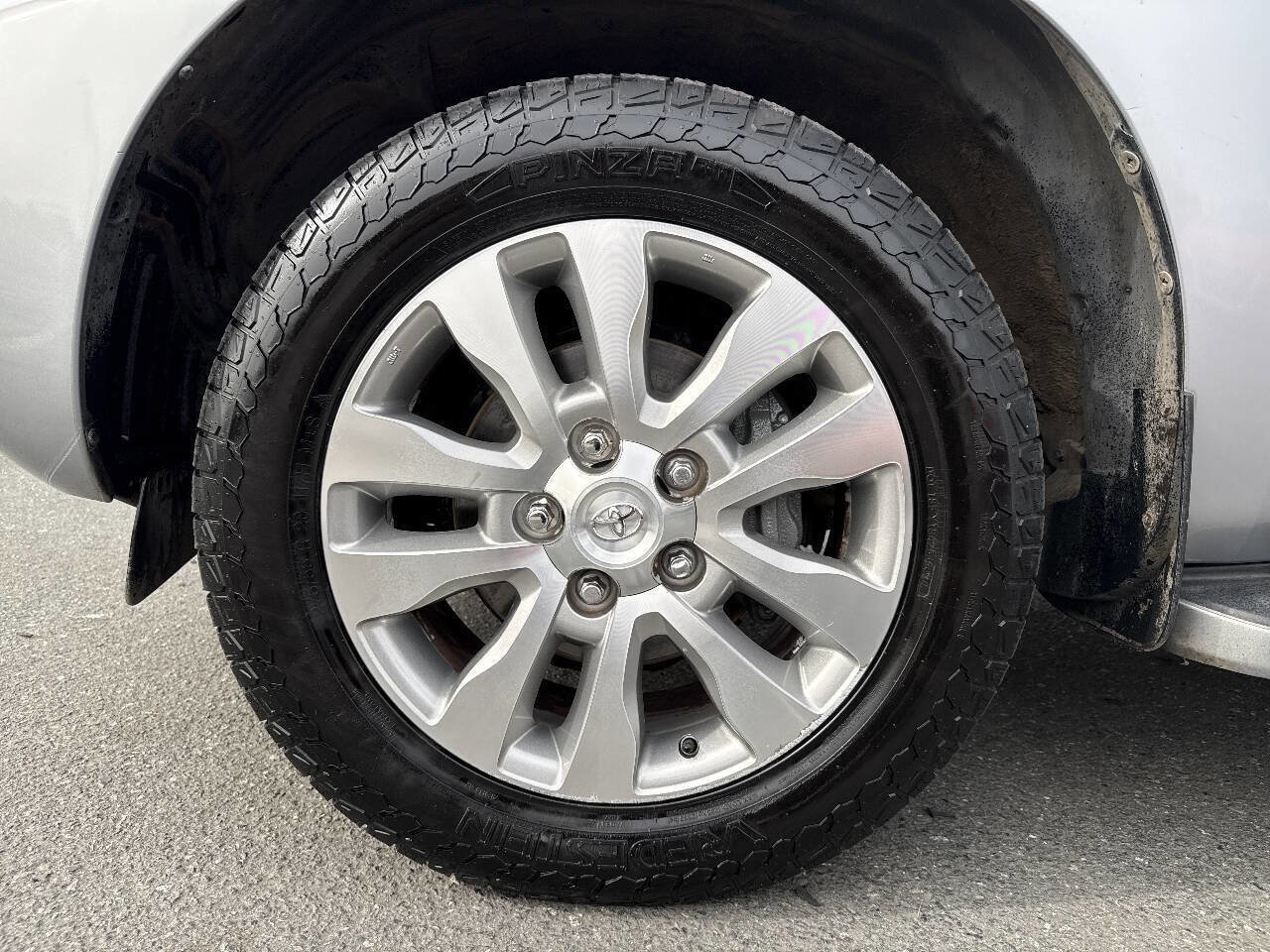 Used 2013 Toyota Sequoia Limited image 2