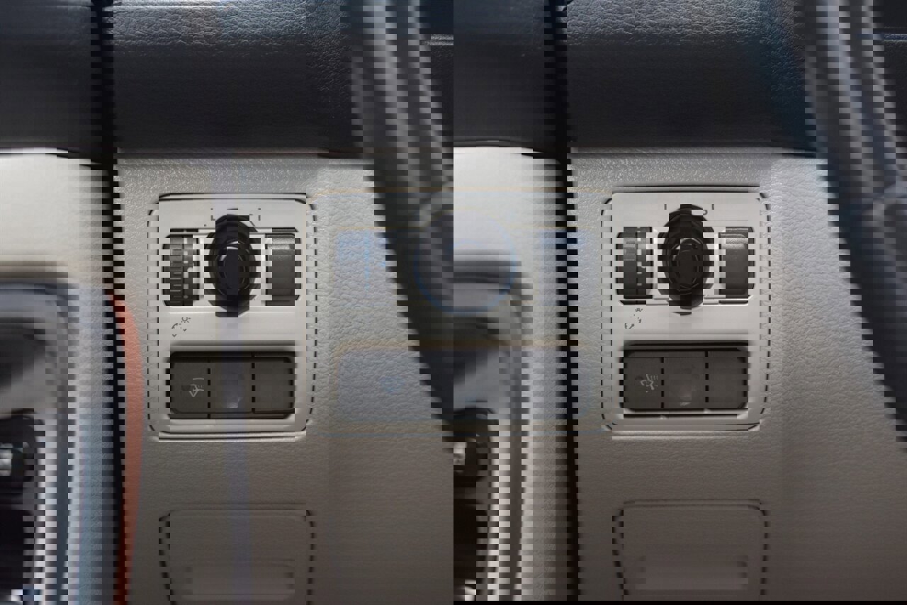 Used 2006 Subaru Outback 2.5i w/ Popular Equipment Group 1B AWD/4WD image 15