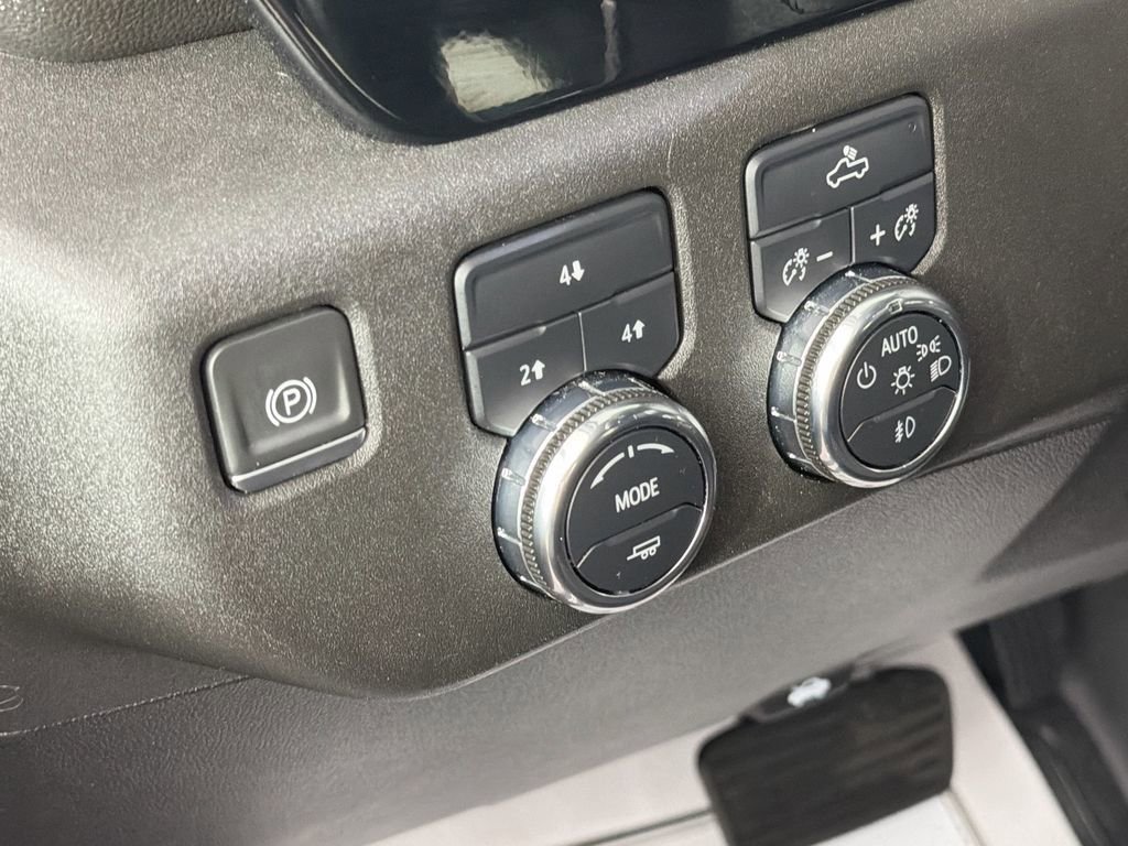 Used 2024 GMC Sierra 2500 SLE w/ SLE Value Package; image 10