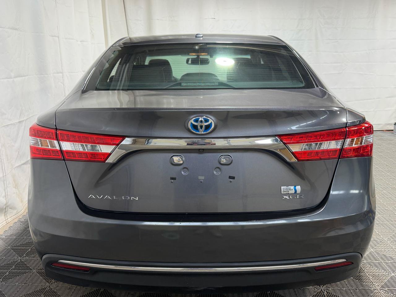 Used 2014 Toyota Avalon XLE Touring FWD image 8