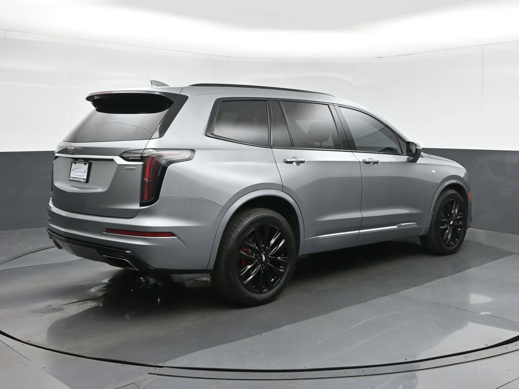 Used 2023 Cadillac XT6 Sport AWD/4WD image 7