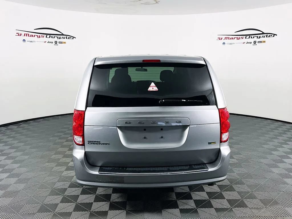 Used 2016 Dodge Grand Caravan SE w/ Quick Order Package 29E SE FWD image 7