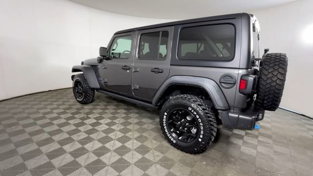 Used 2023 Jeep Wrangler Unlimited w/ Cold Weather Group AWD/4WD image 10