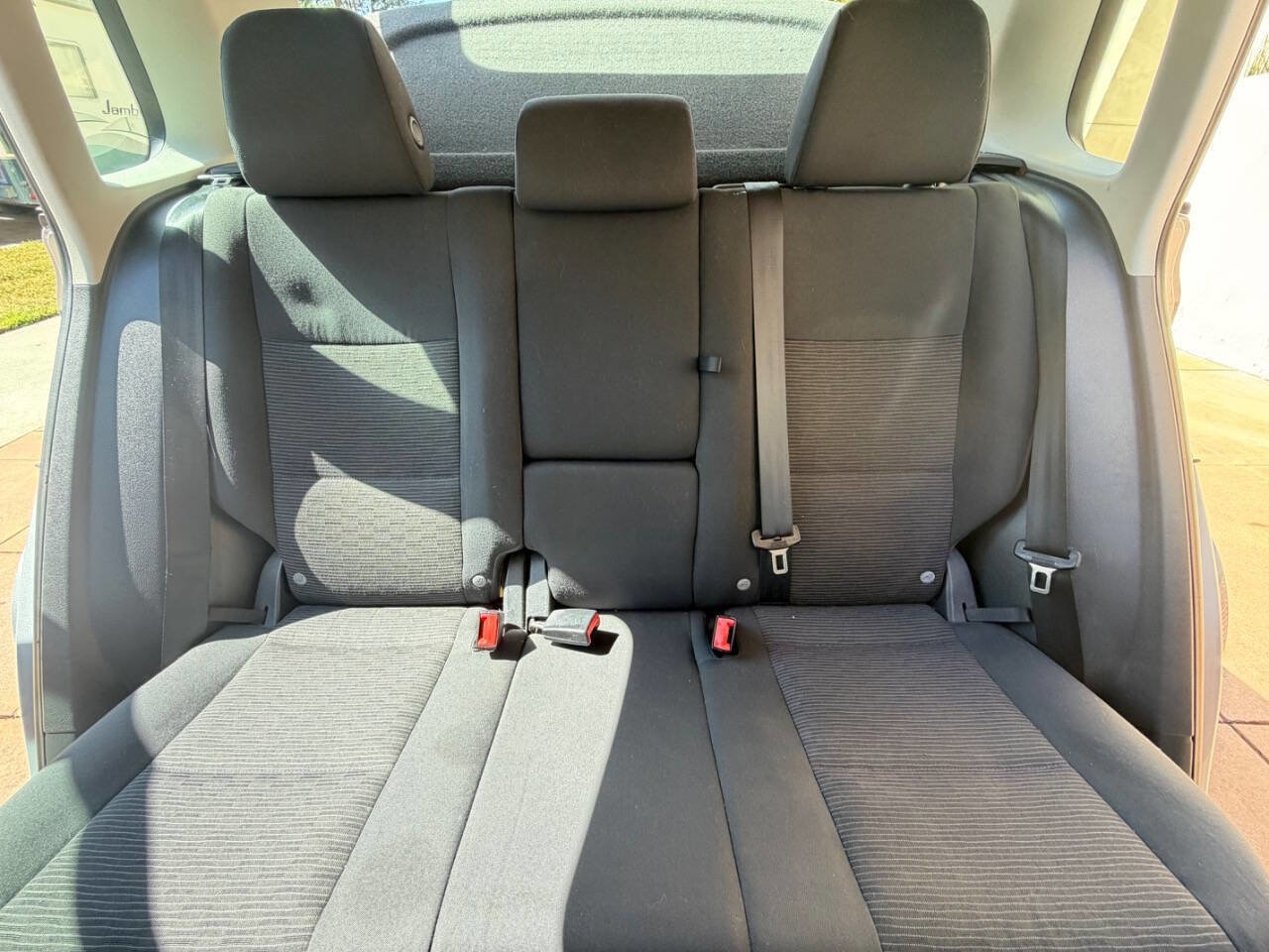 Used 2015 Volkswagen Tiguan S image 18