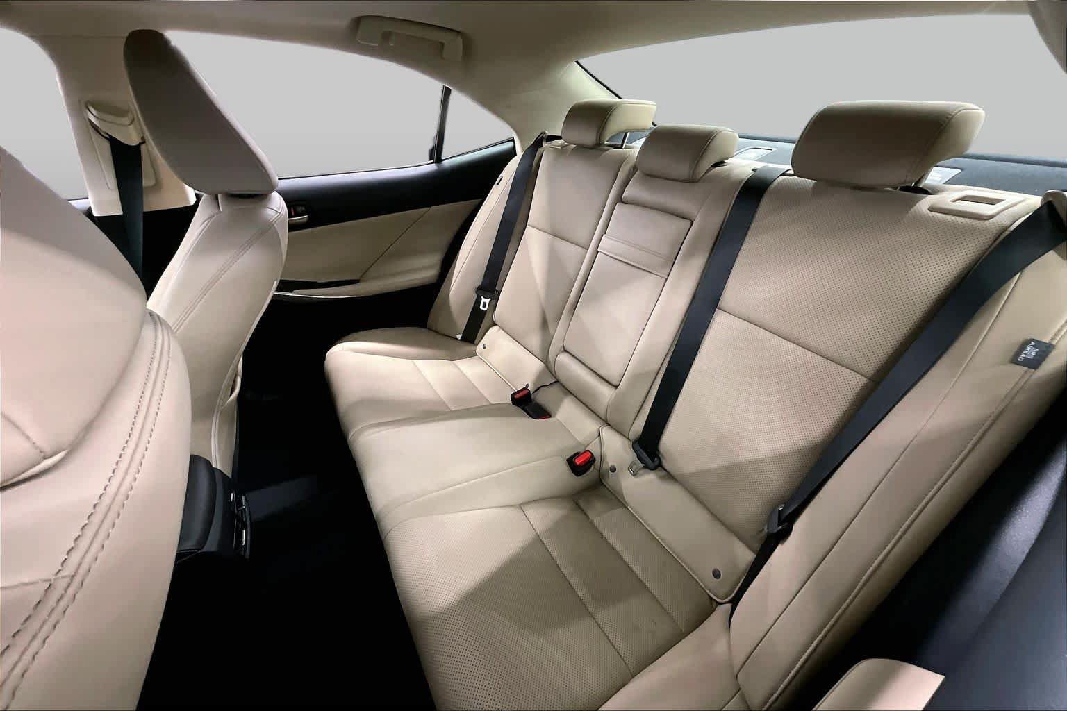 Used 2018 Lexus IS 300 w/ Accessory Package 2 RWD image 19