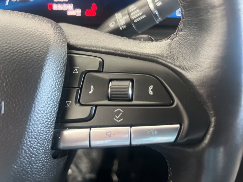 Used 2024 Cadillac XT4 Premium Luxury image 30