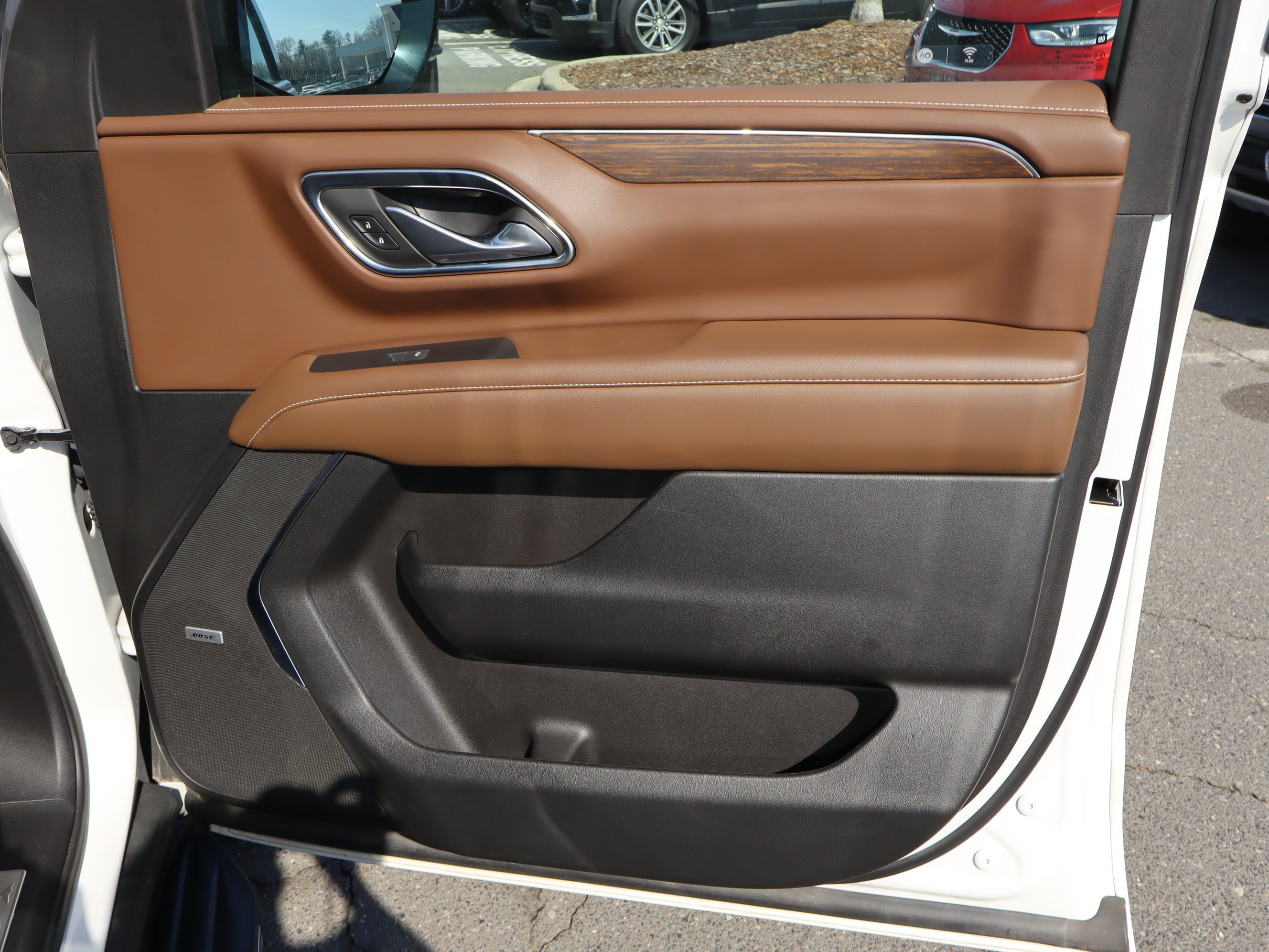 Used 2022 Chevrolet Tahoe High Country AWD/4WD image 40