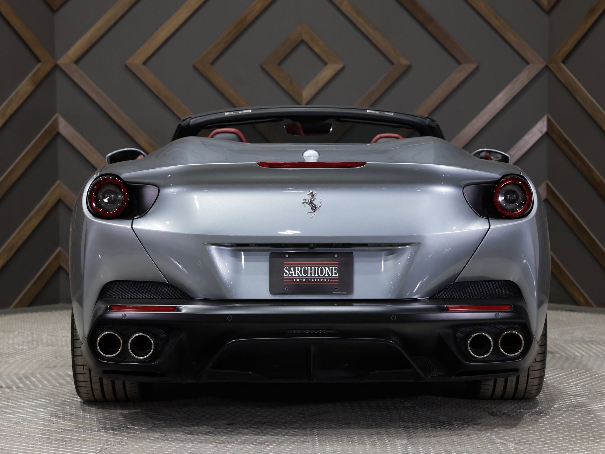 Used 2019 Ferrari Portofino image 26