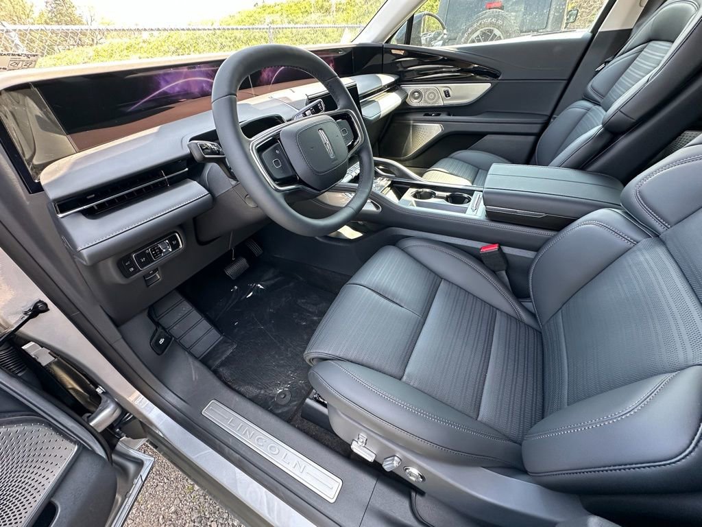 New 2026 Lincoln Nautilus Reserve AWD/4WD image 17