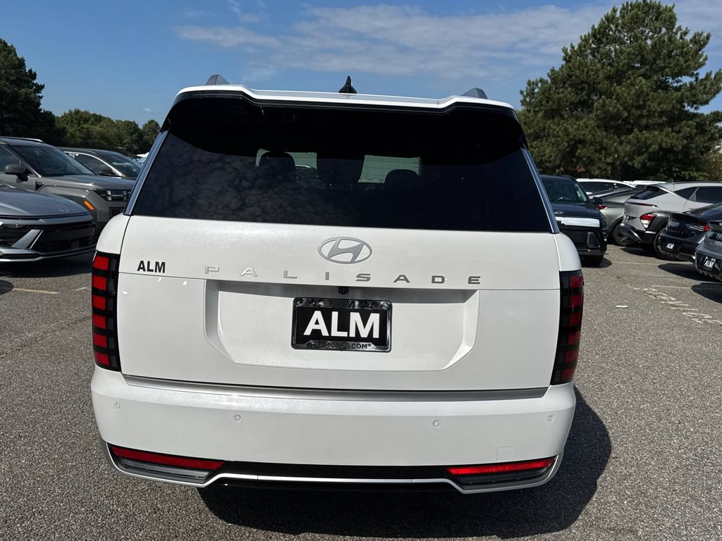 New 2026 Hyundai Palisade Calligraphy FWD image 5