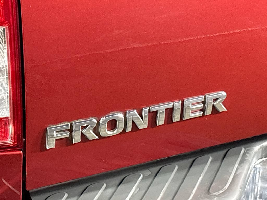 Used 2015 Nissan Frontier SV AWD/4WD image 22