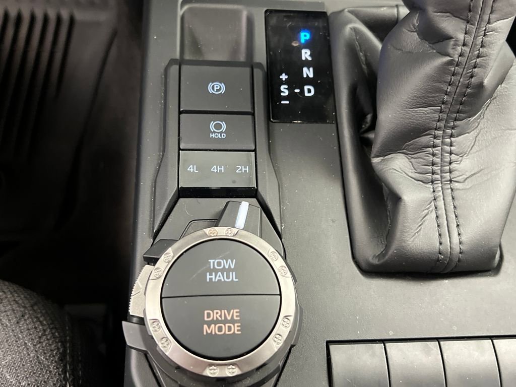 Used 2025 Toyota 4Runner SR5 image 43