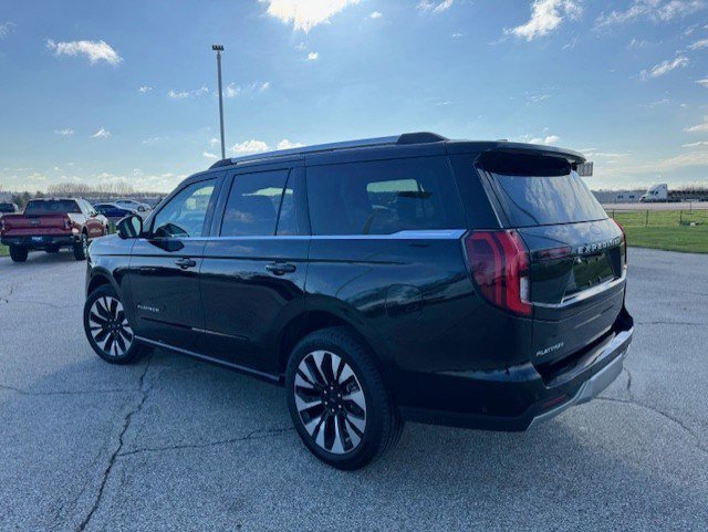 Used 2025 Ford Expedition Platinum w/ Driver's Package image 6