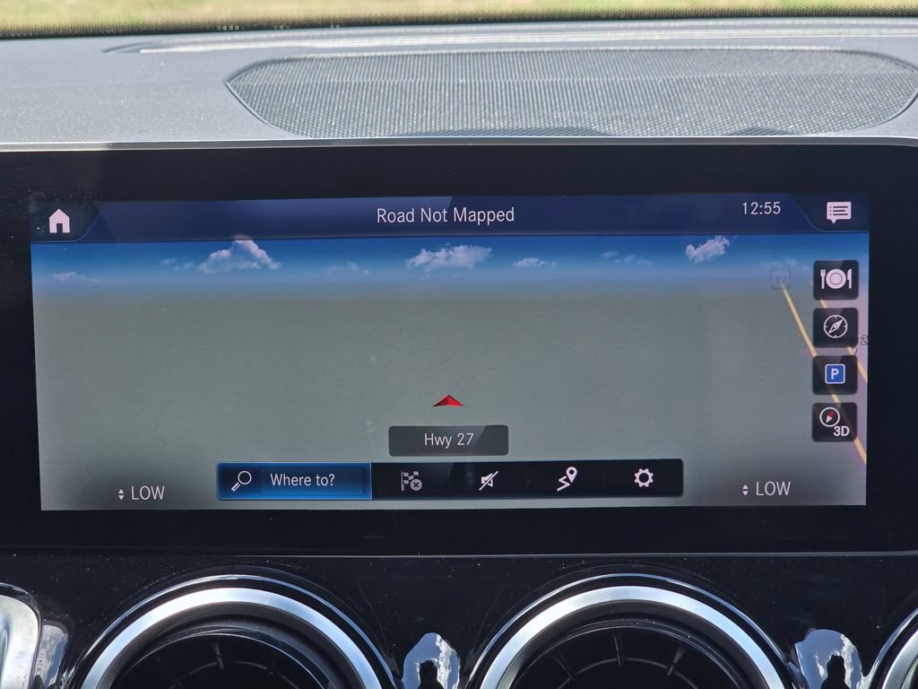 Used 2020 Mercedes-Benz GLB 250 4MATIC image 29