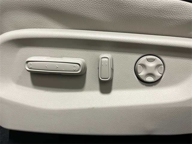 New 2026 Honda Odyssey Touring image 14