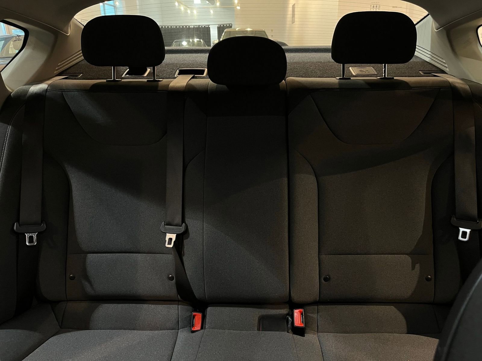 Used 2025 Kia K4 LXS image 37