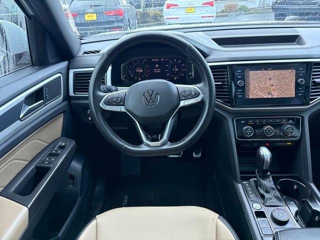 Used 2022 Volkswagen Atlas Cross Sport SEL R-Line image 28