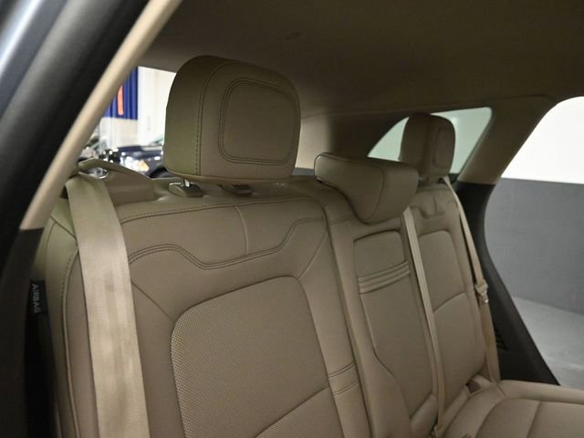 Certified 2022 Lincoln Corsair AWD w/ Equipment Group 101A image 25