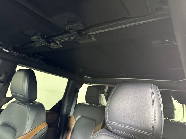 Used 2023 Ford Bronco Outer Banks image 11