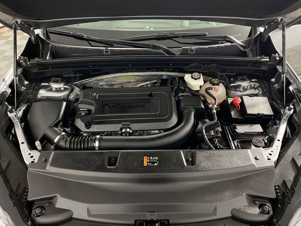 Certified 2024 Buick Envision Sport Touring image 24