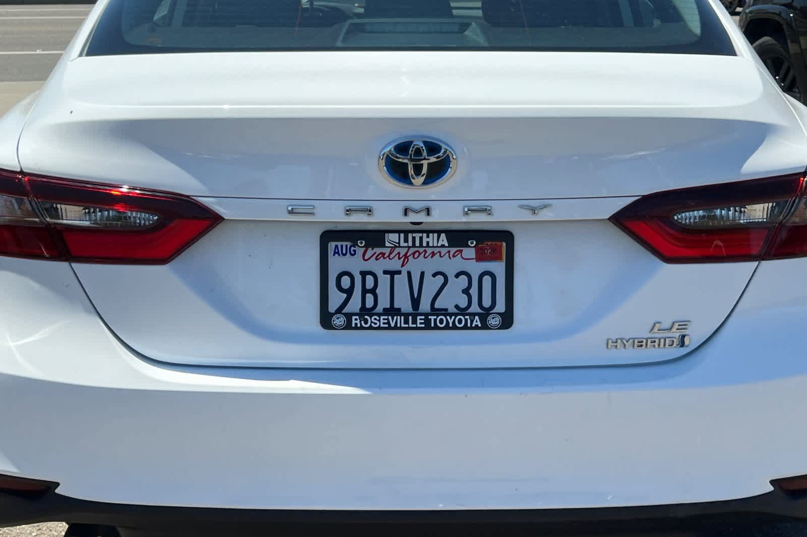 Used 2022 Toyota Camry LE FWD image 19