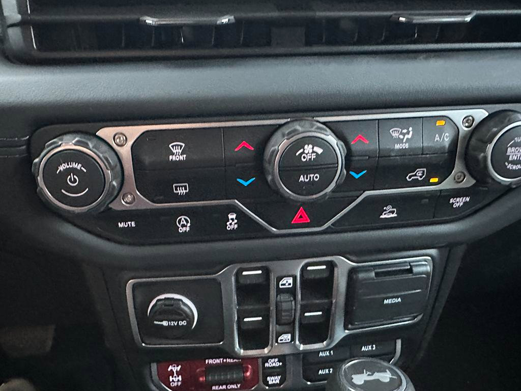 Used 2026 Jeep Wrangler Unlimited Rubicon image 33