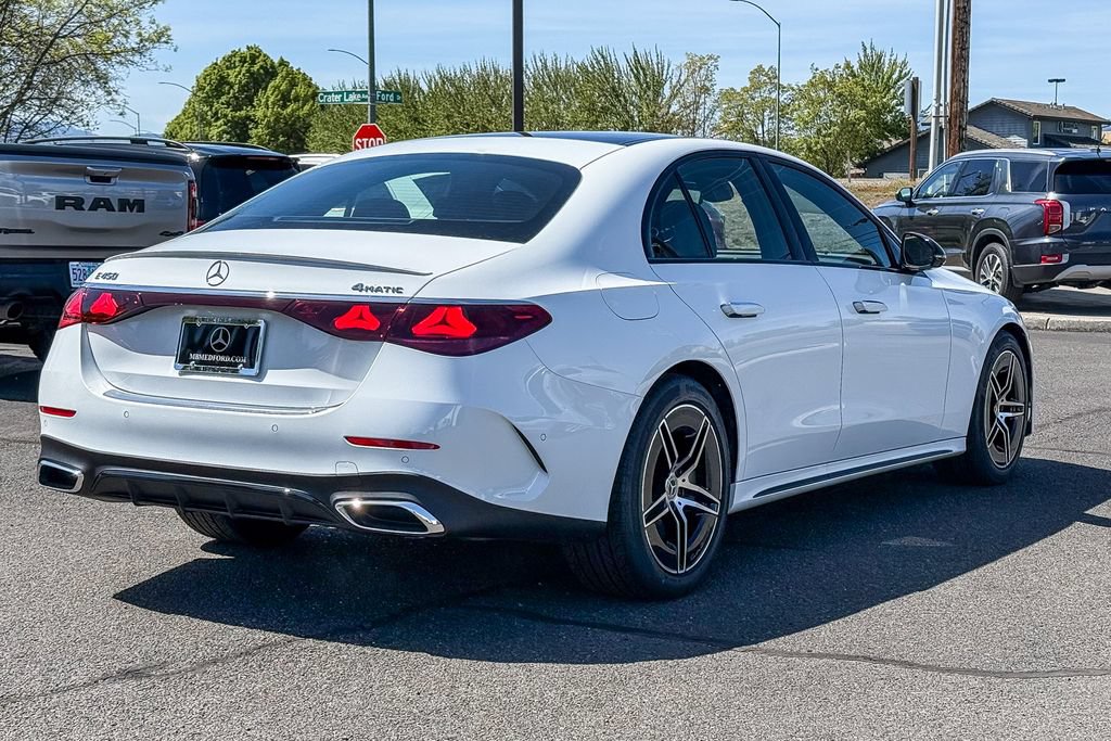New 2026 Mercedes-Benz E 450 4MATIC Sedan image 5