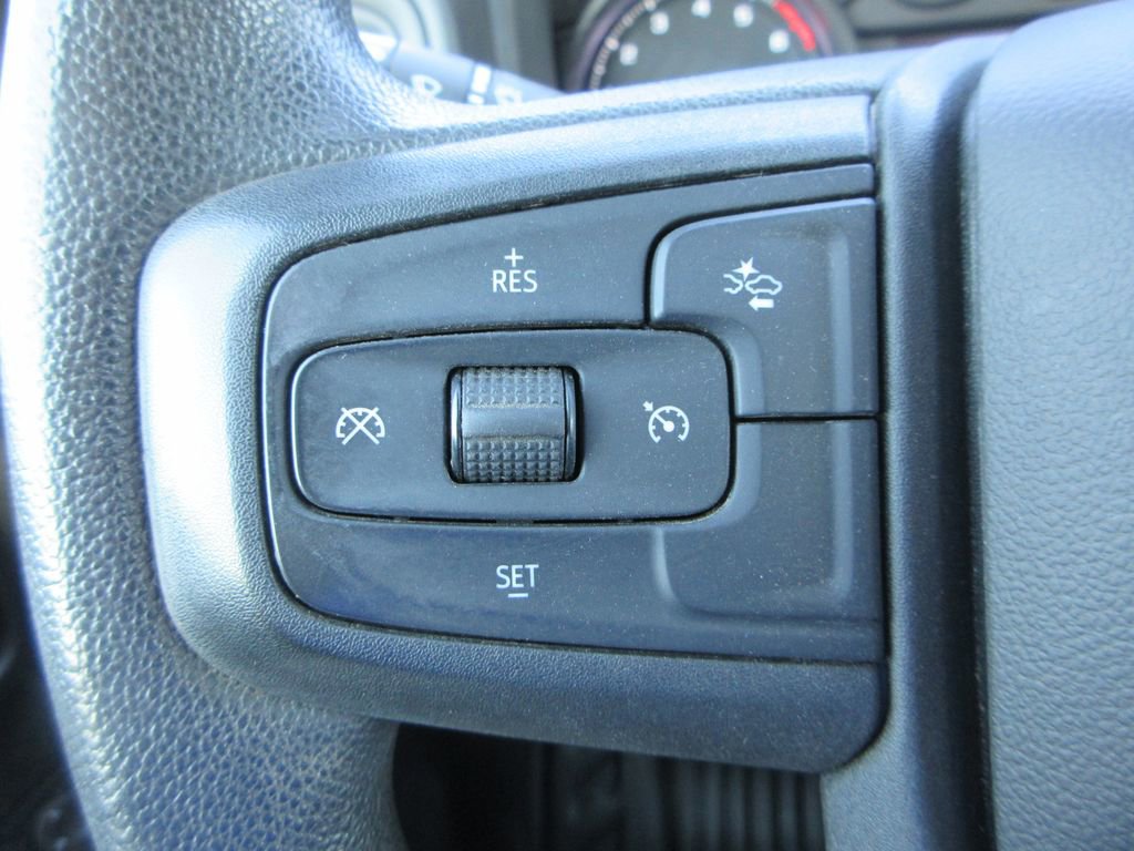 Used 2024 GMC Sierra 2500 Pro w/ Convenience Package image 28