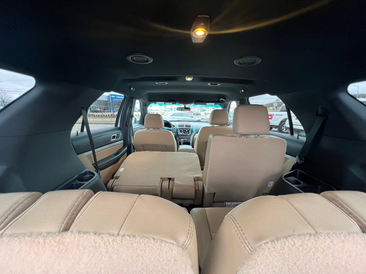 Used 2016 Ford Explorer XLT w/ Equipment Group 202A image 35