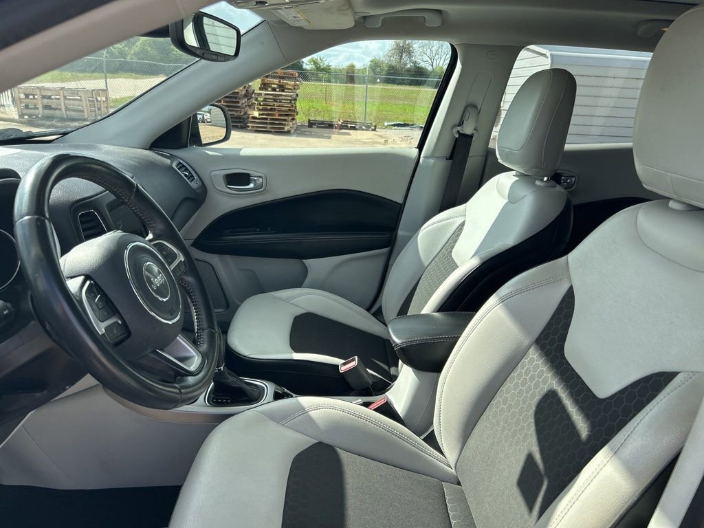 Used 2019 Jeep Compass Latitude w/ Popular Equipment Group image 17