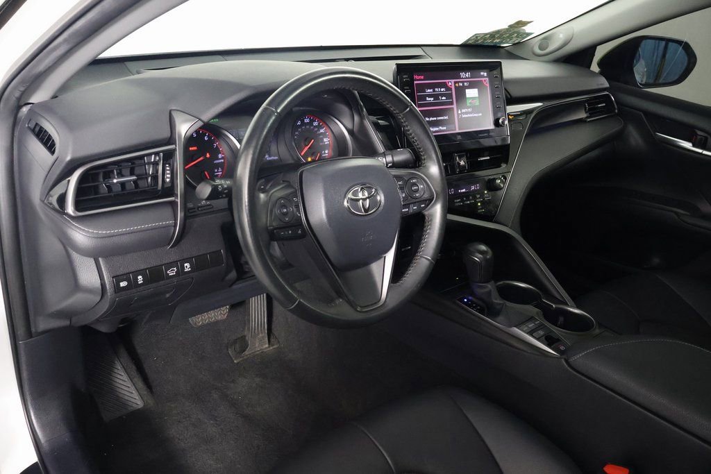 Used 2023 Toyota Camry XSE image 7