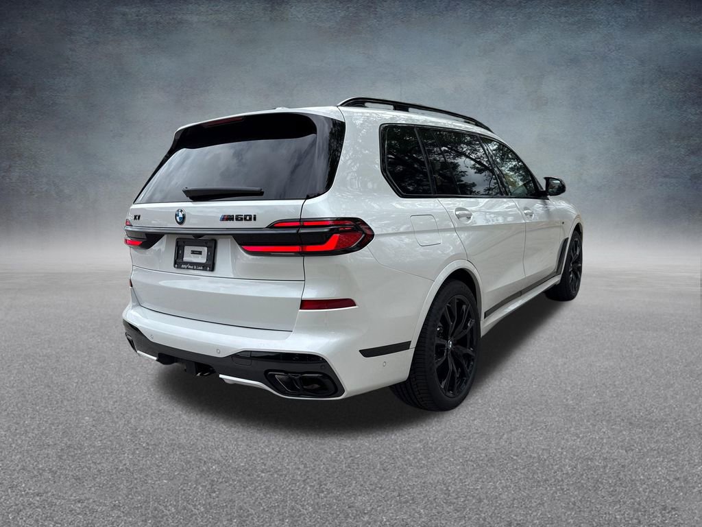 New 2026 BMW X7 M60i image 5