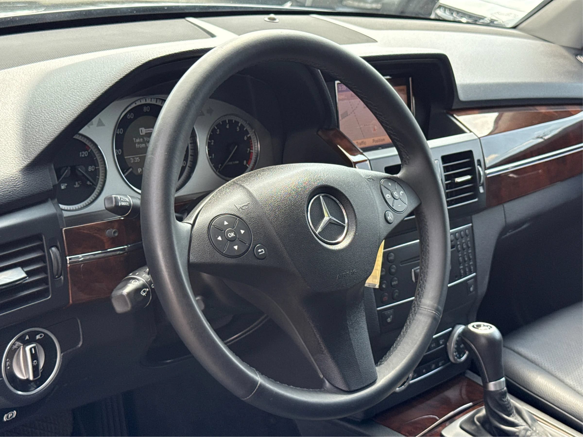 Used 2011 Mercedes-Benz GLK 350 4MATIC image 16