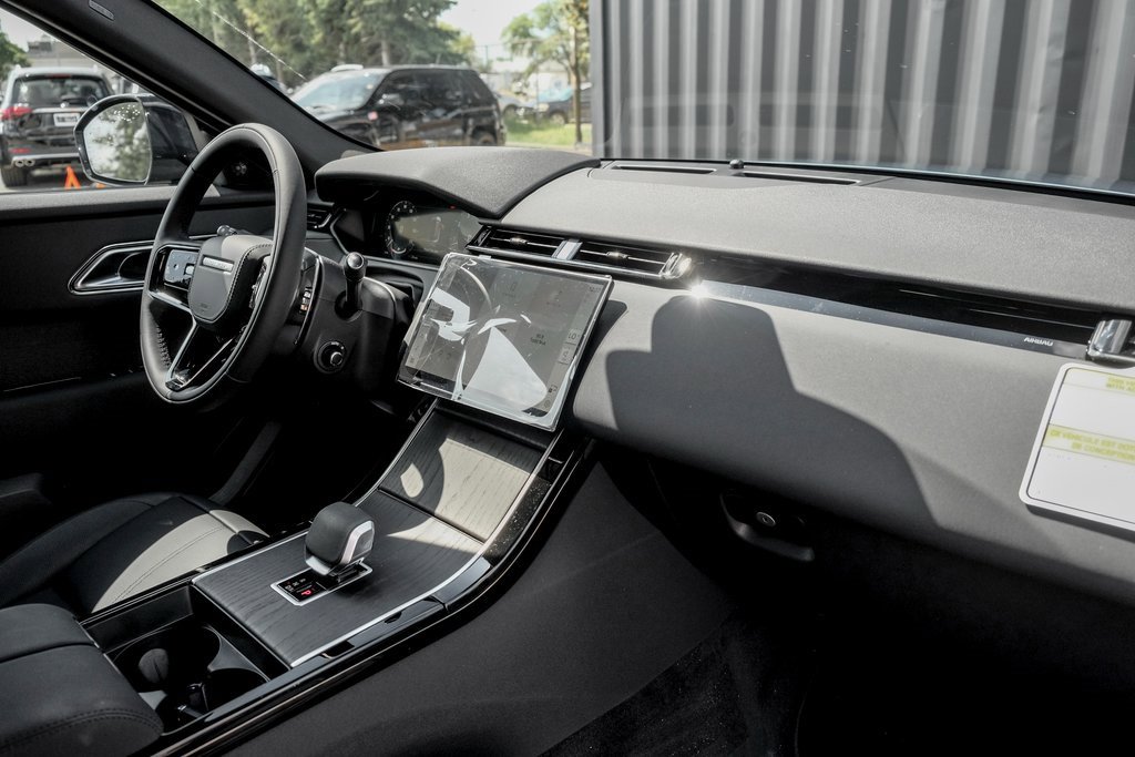 New 2026 Land Rover Range Rover Velar S image 21