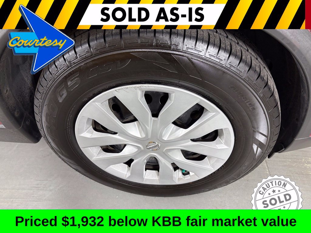 Used 2015 Nissan Rogue S FWD image 11