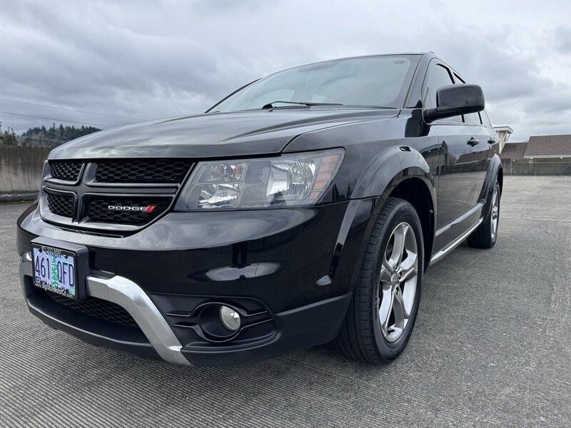 Used 2017 Dodge Journey Crossroad FWD image 37