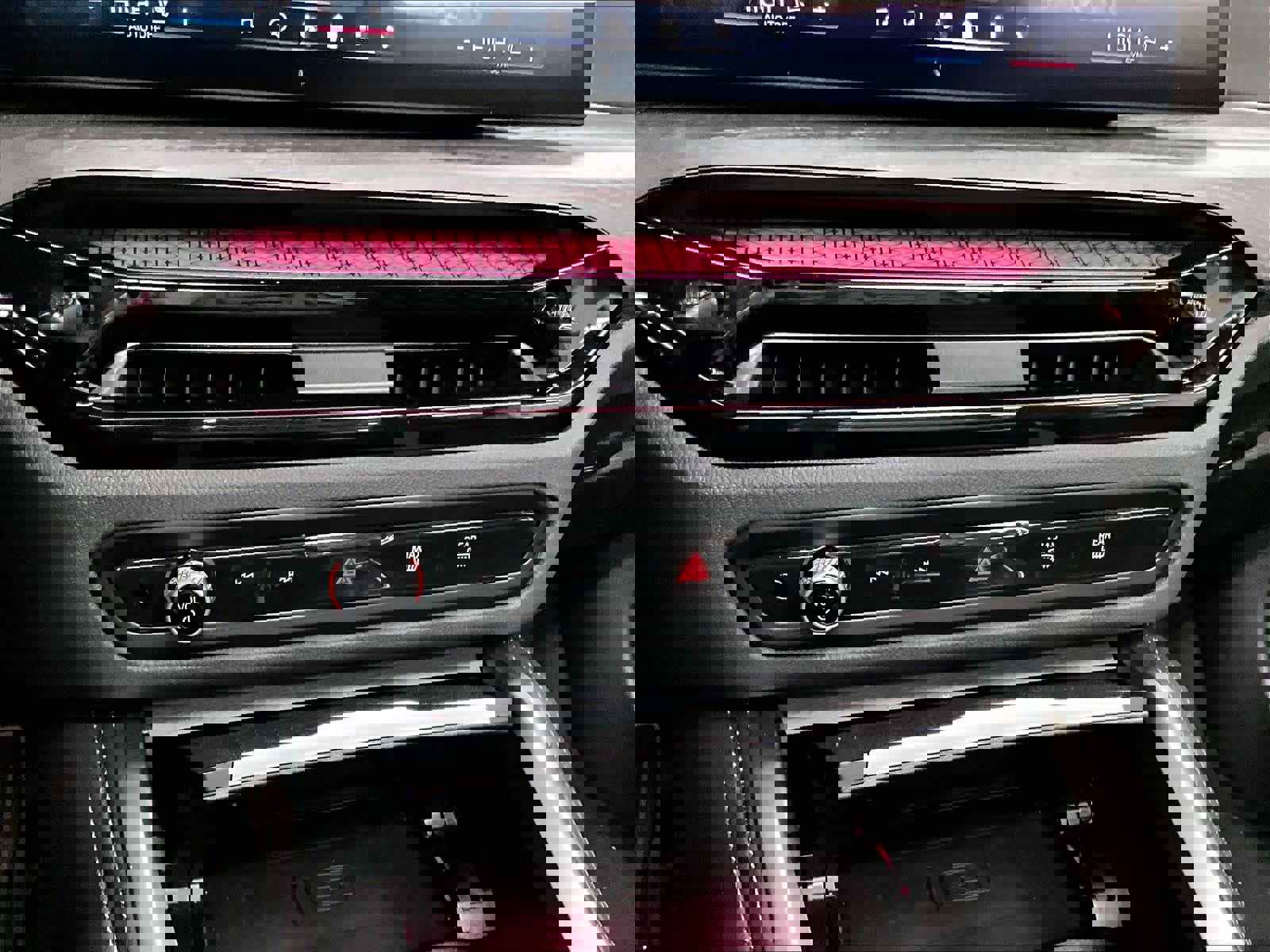 Certified 2025 BMW M440i Convertible w/ Premium Package image 34